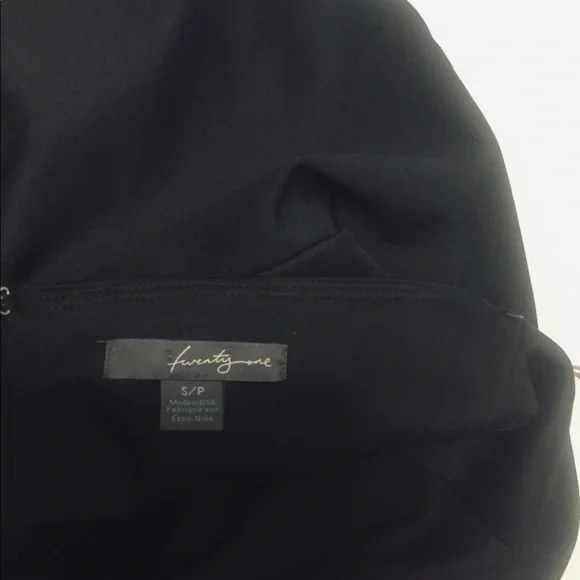 Peplum strapless dress - Picture 4 of 4